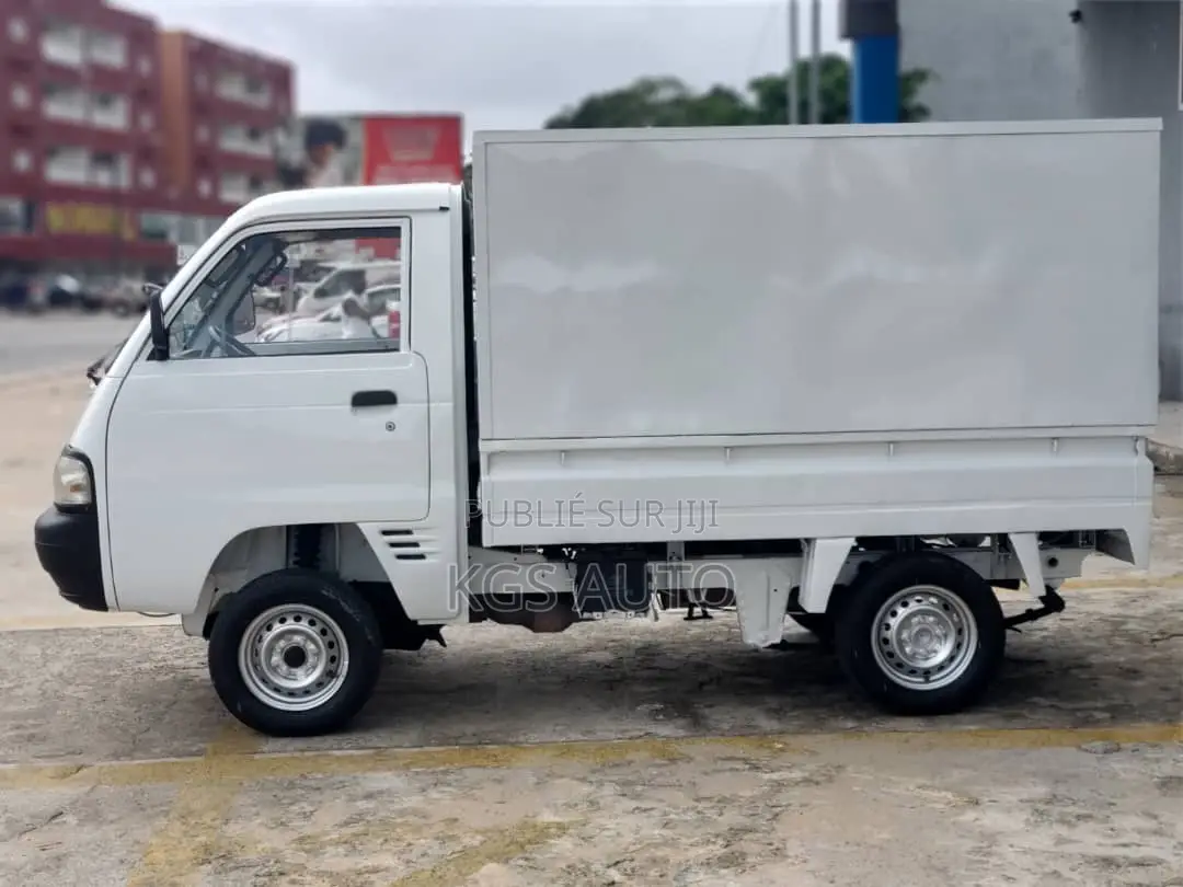 Suzuki Super Carry 2018 Blanc