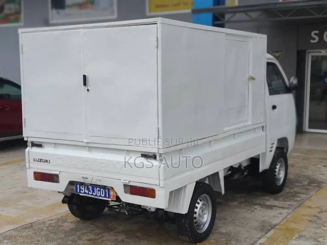 Suzuki Super Carry 2018 Blanc