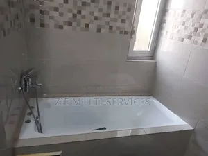 Furnished 5chbre Appartement dans Zié Multi-Service, Cocody à Vendre