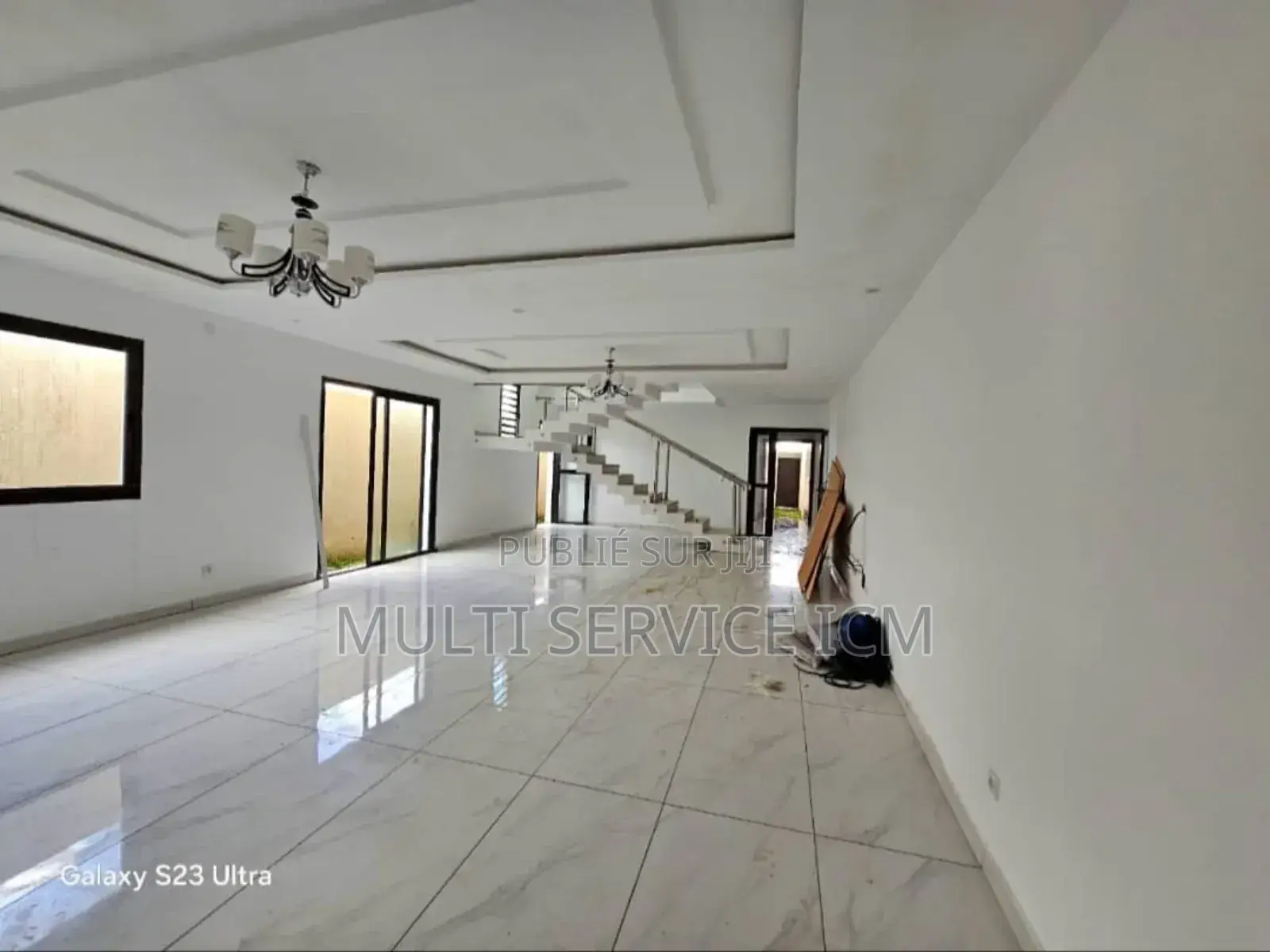 6chbre Duplex dans Ismaël Coulibaly, Cocody à Vendre