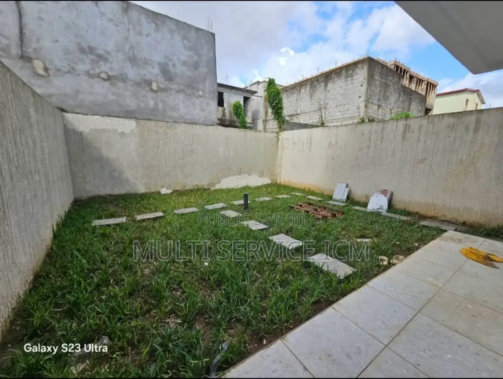 6chbre Duplex dans Ismaël Coulibaly, Cocody à Vendre