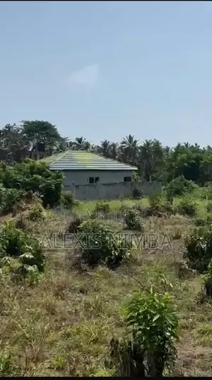 1300m2 Avec Acd en Vente Baie Des Milliardaires