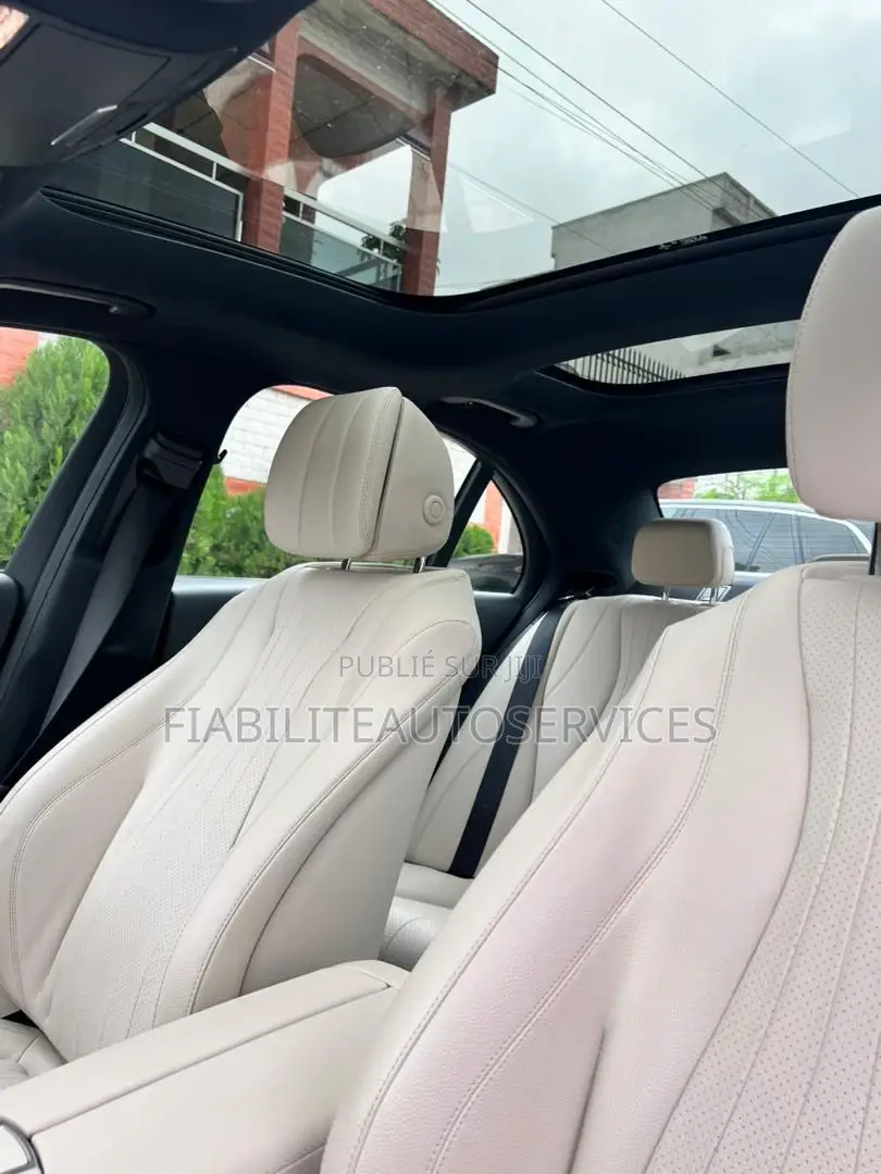 Mercedes-Benz E350 2022 Noir Mat