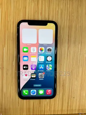 New Pomme iPhone XR 64 GB Noir