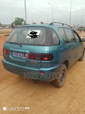 Toyota Picnic 2.0 FWD 2002 Vert
