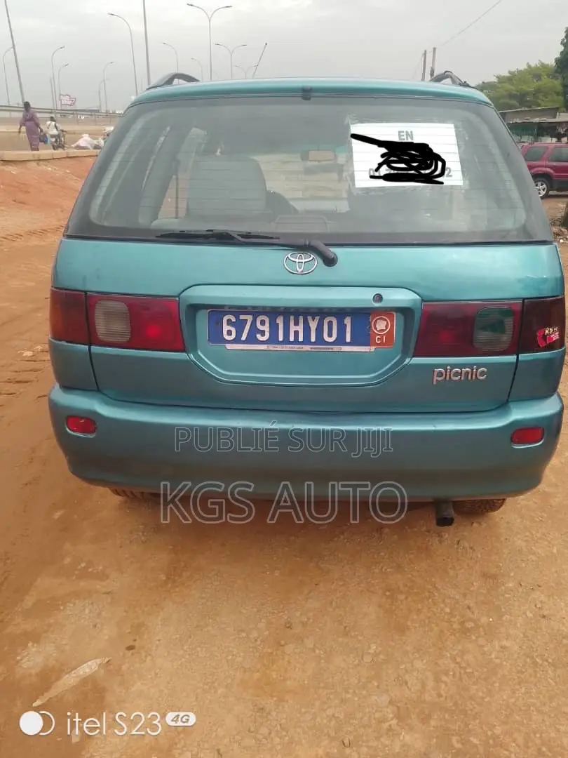 Toyota Picnic 2.0 FWD 2002 Vert