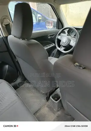 Photo - Suzuki Swift RS 2020 Gris
