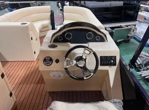 Bateau Ponton Neuf Avec Moteur Yamaha