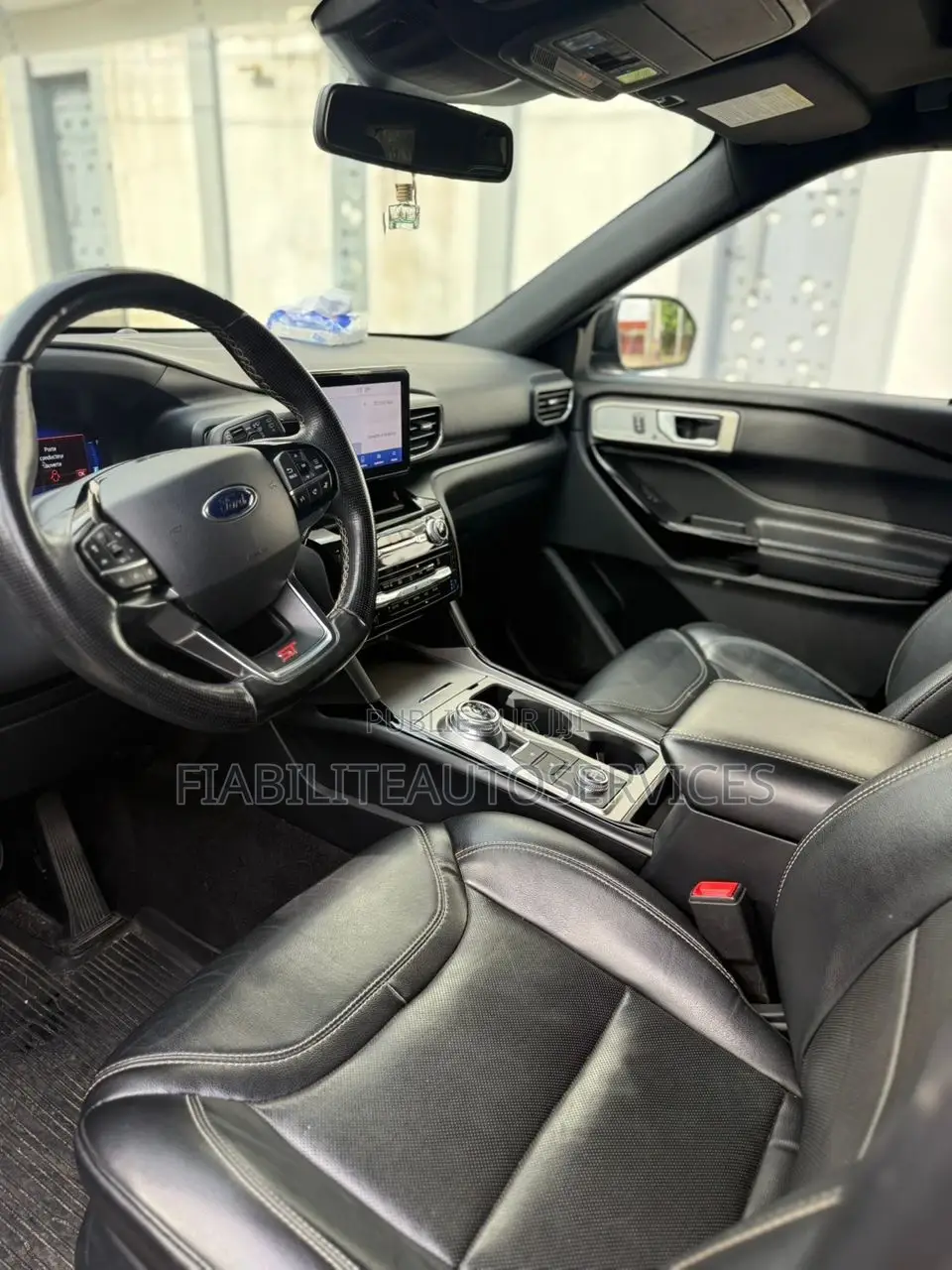 Ford Explorer ST 2022 Bleu