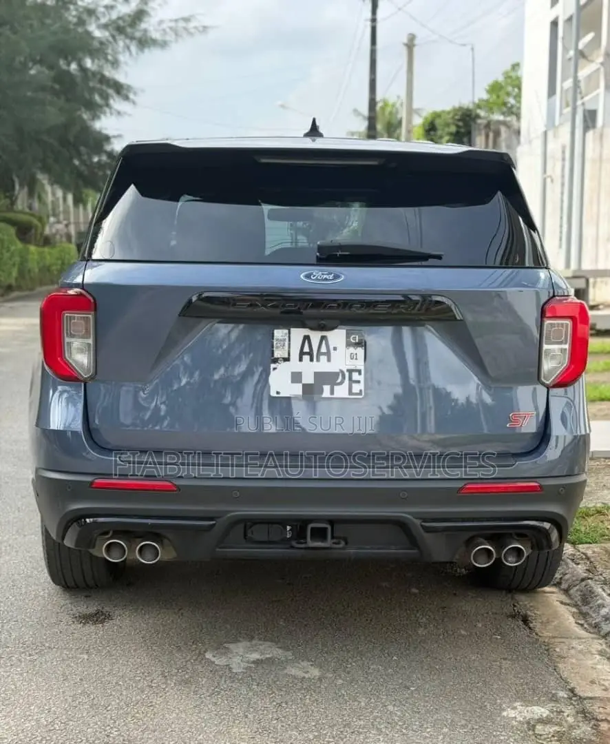 Ford Explorer ST 2022 Bleu