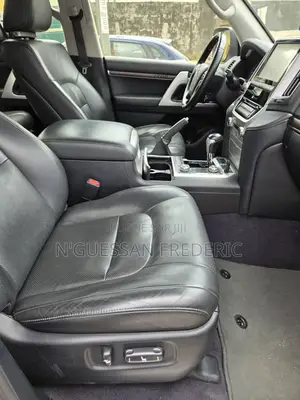 Toyota Land Cruiser 2017 Blanc