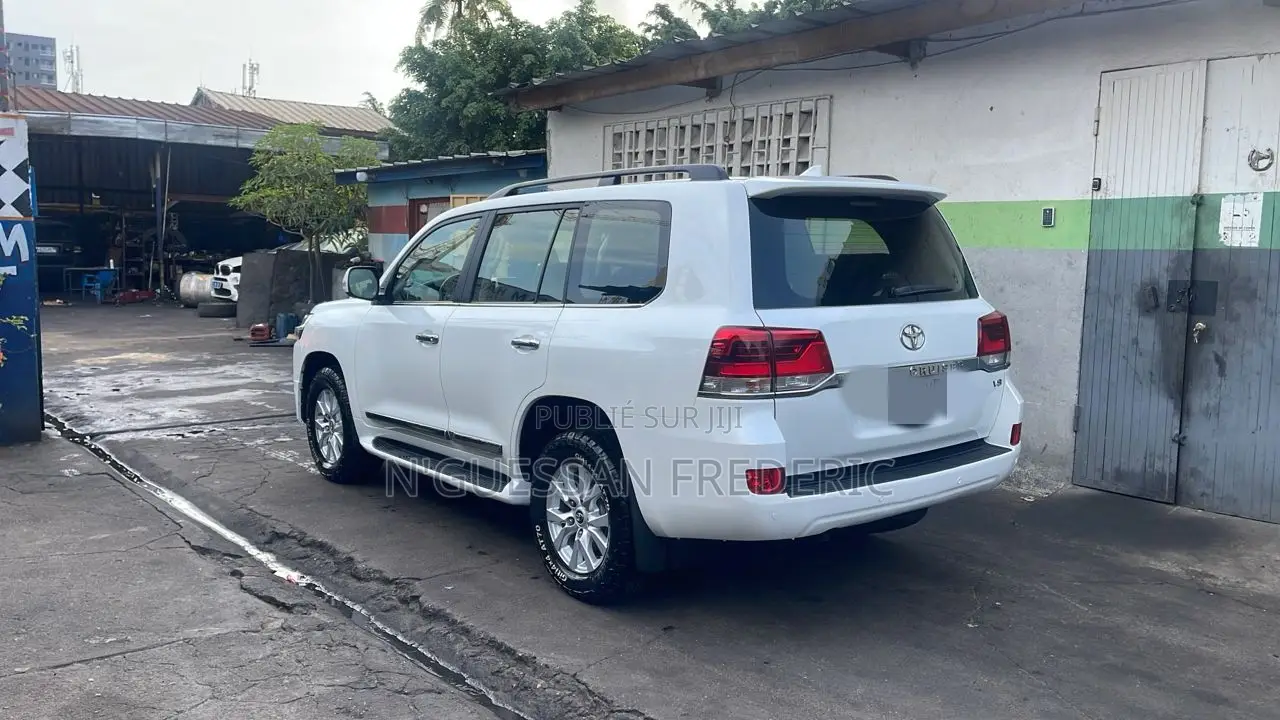 Toyota Land Cruiser 2017 Blanc