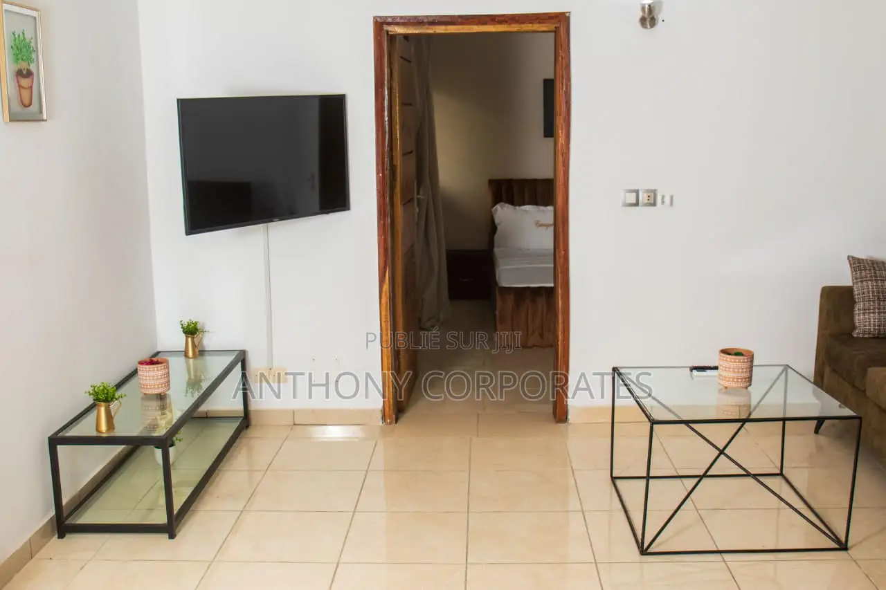 Residence Hotel À Bingerville 1 Et 2 Pieces