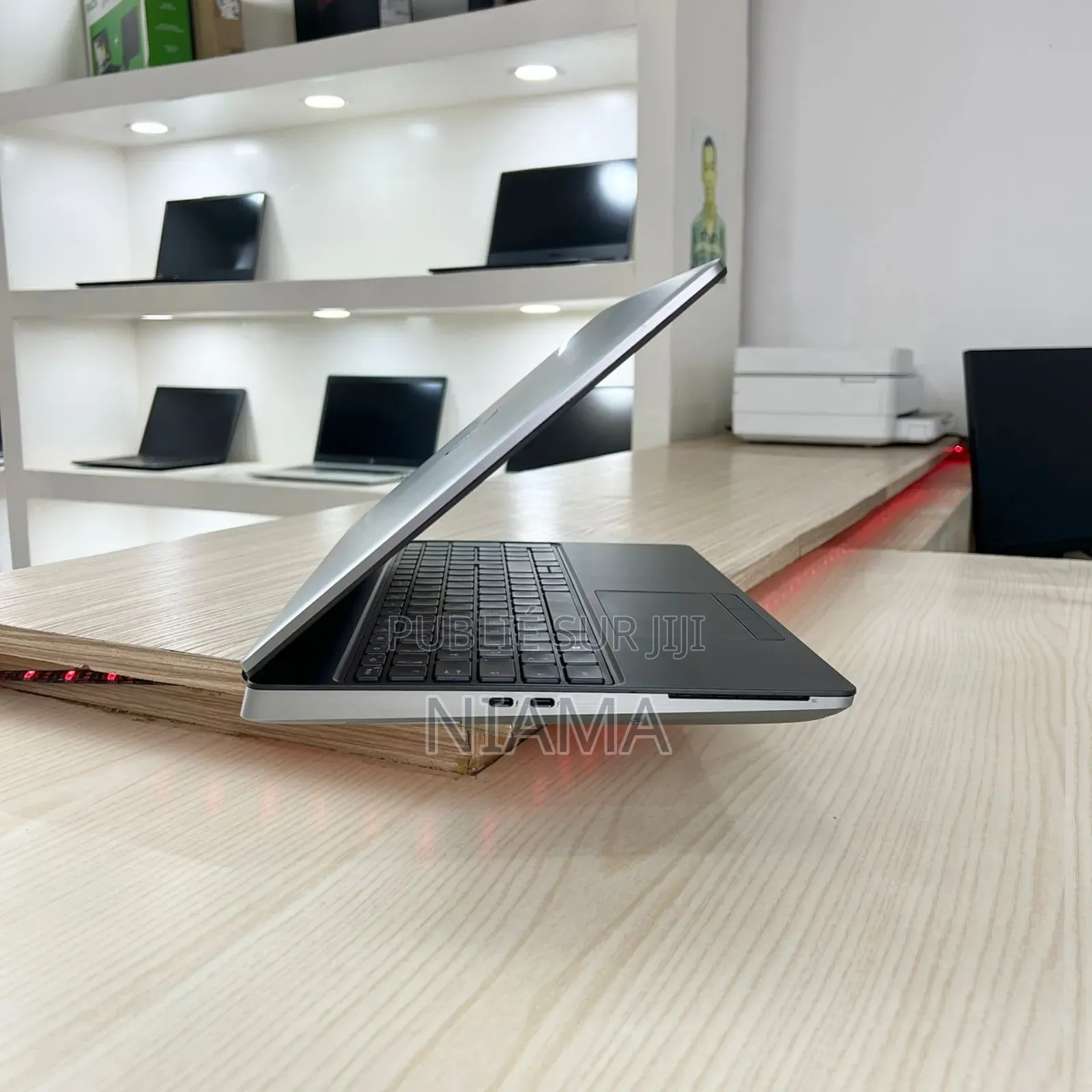 New Dell Precision 7550 16GB Intel Core I7 SSD 512GB