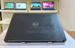 Photo - Ordinateur Portable Dell Precision 3530 8GB Intel Core I5 SSD 256GB