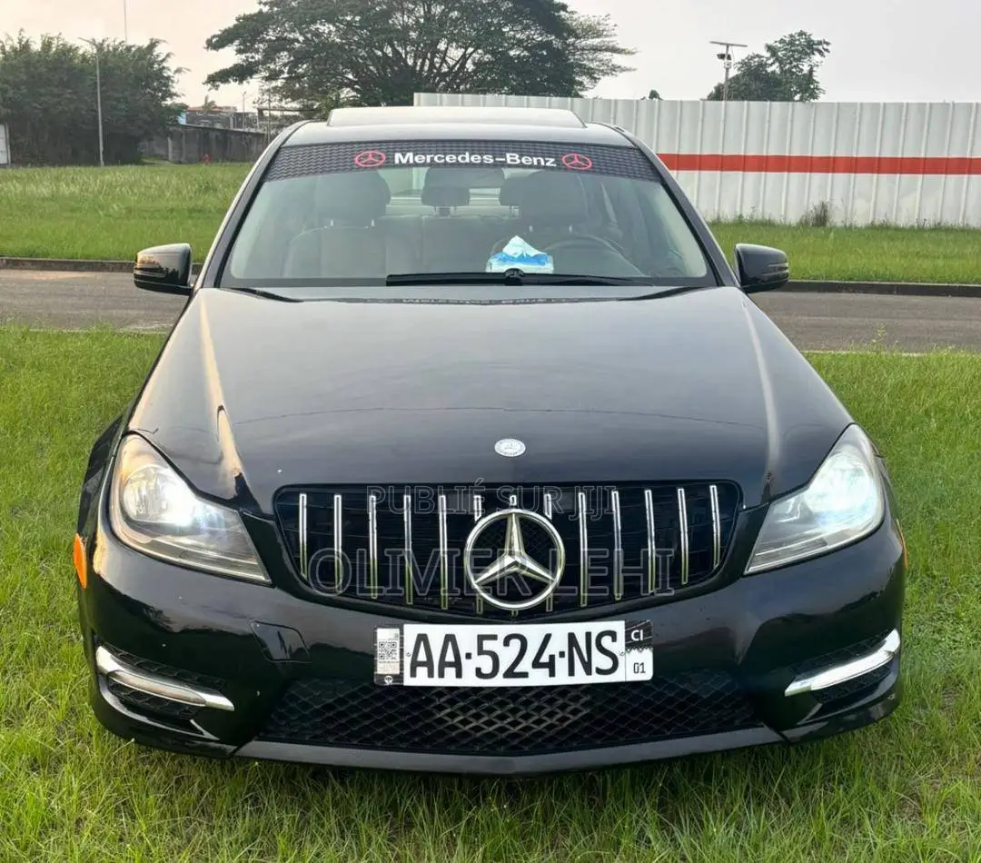 Mercedes-Benz C300 2013 Noir