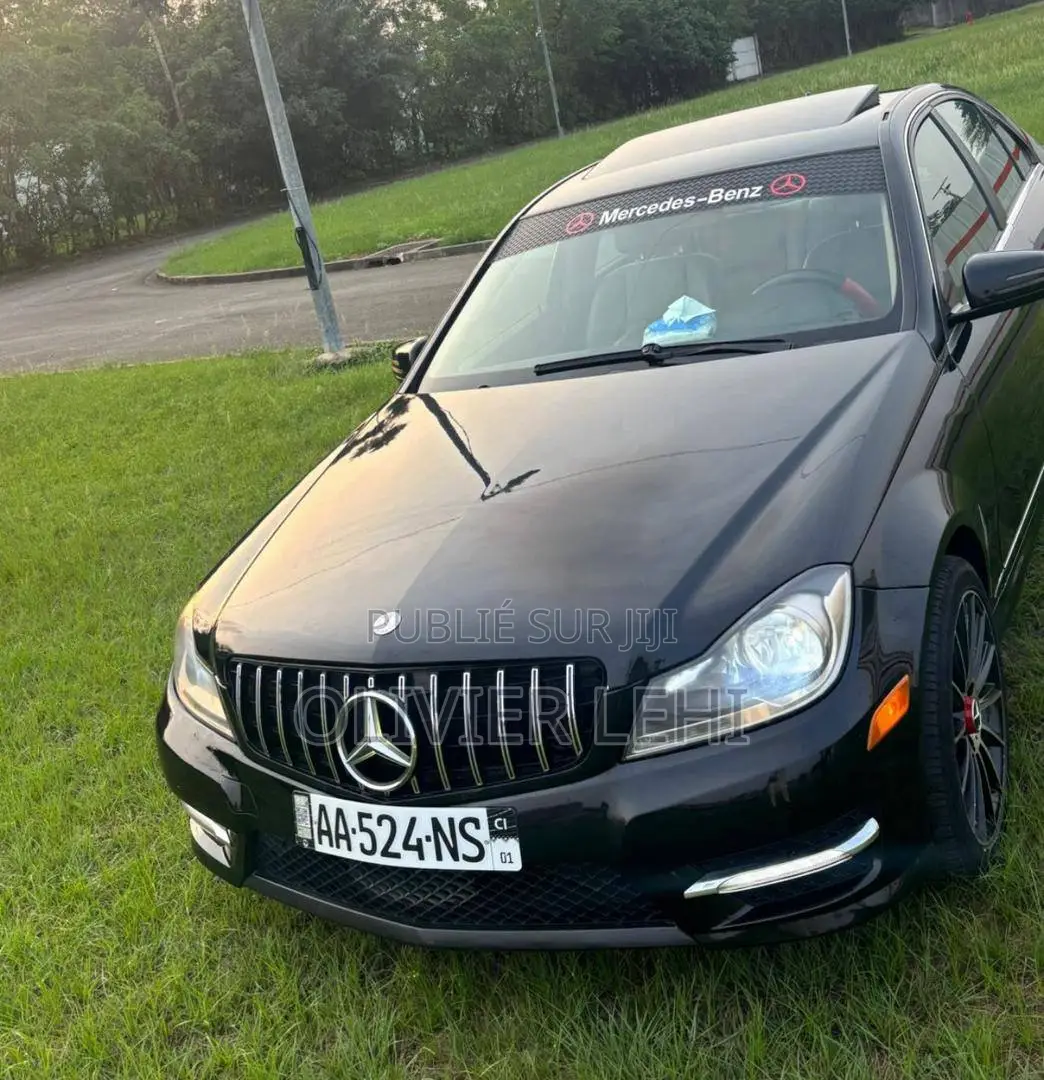 Mercedes-Benz C300 2013 Noir