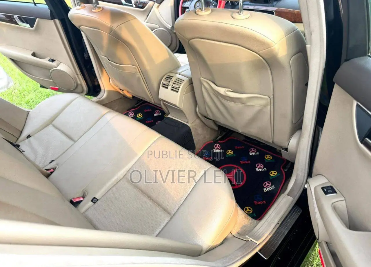 Mercedes-Benz C300 2013 Noir