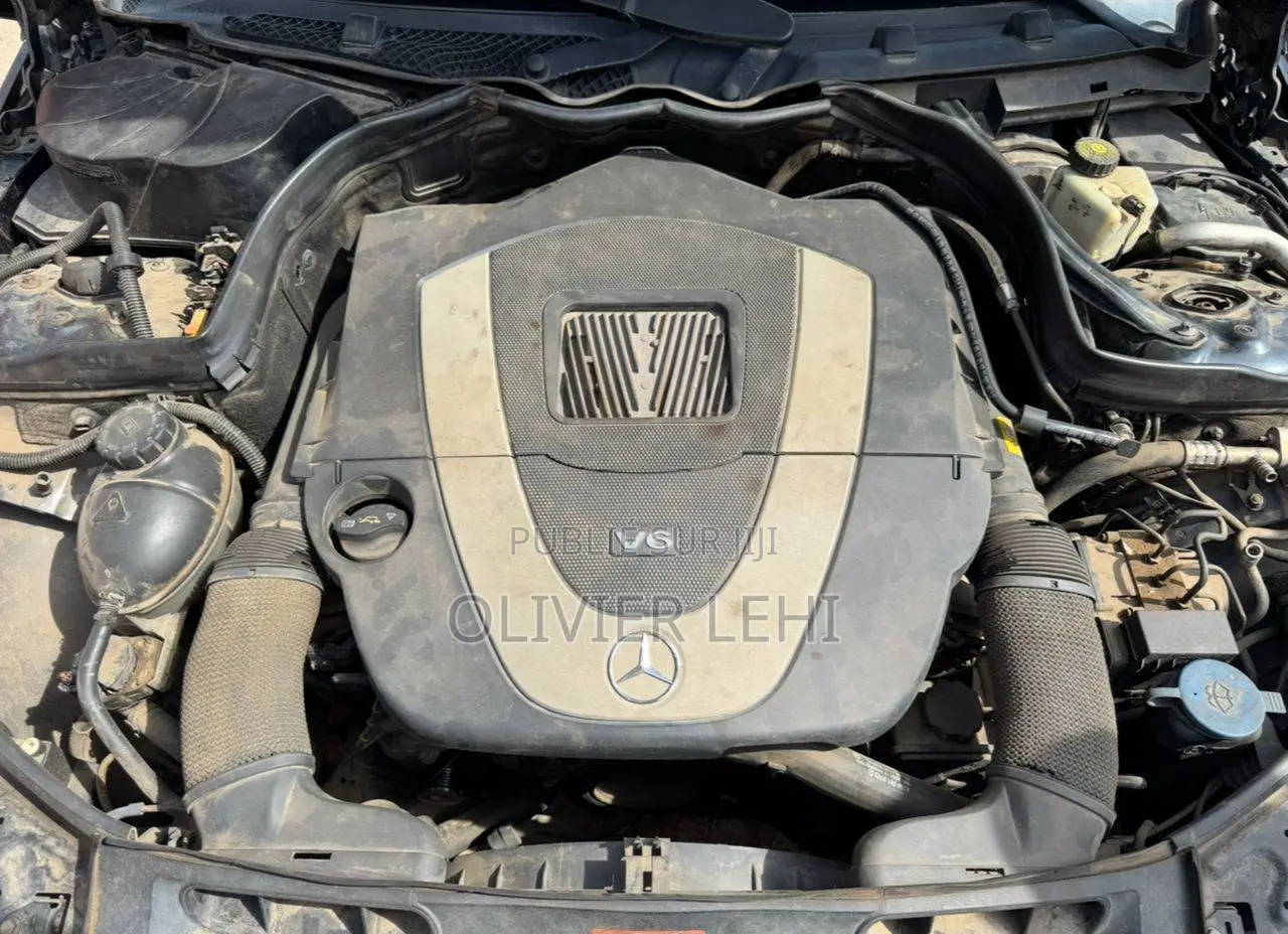 Mercedes-Benz C300 2013 Noir