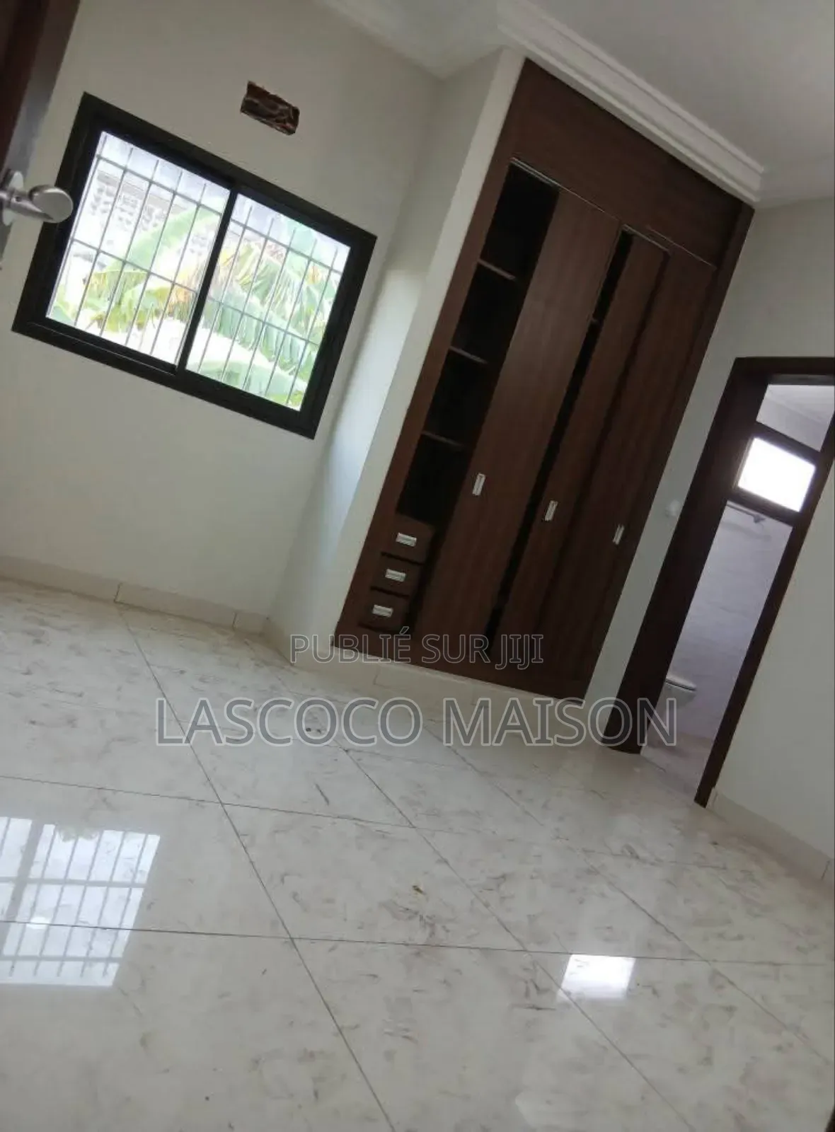 3chbre Appartement dans Lascoco Maison, Cocody à Louer