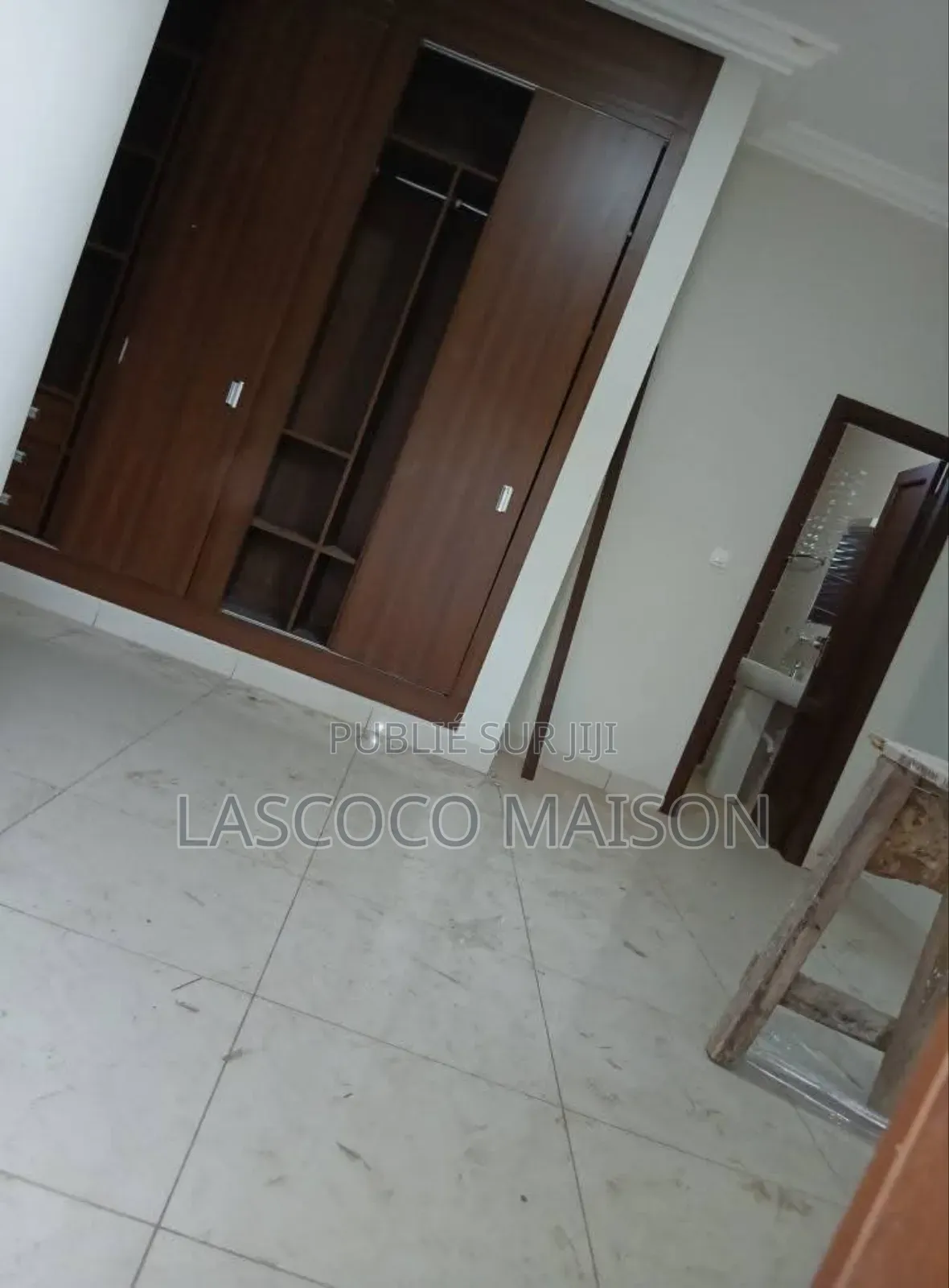 3chbre Appartement dans Lascoco Maison, Cocody à Louer