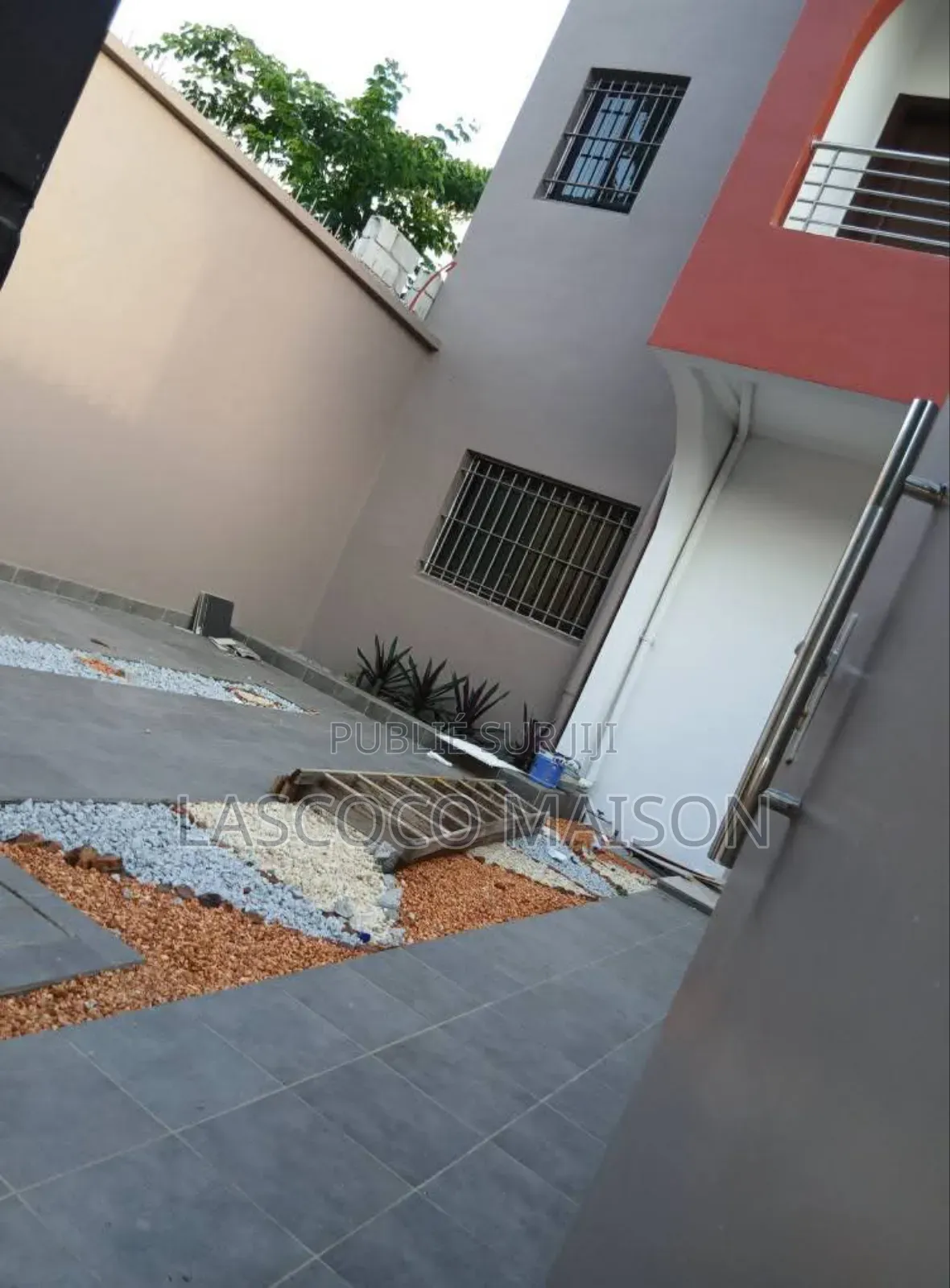 3chbre Appartement dans Lascoco Maison, Cocody à Louer