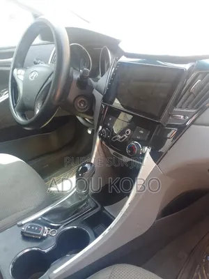 Photo - Hyundai Sonata SE Sedan FWD (2.4L 4cyl 6A) 2013 Gris