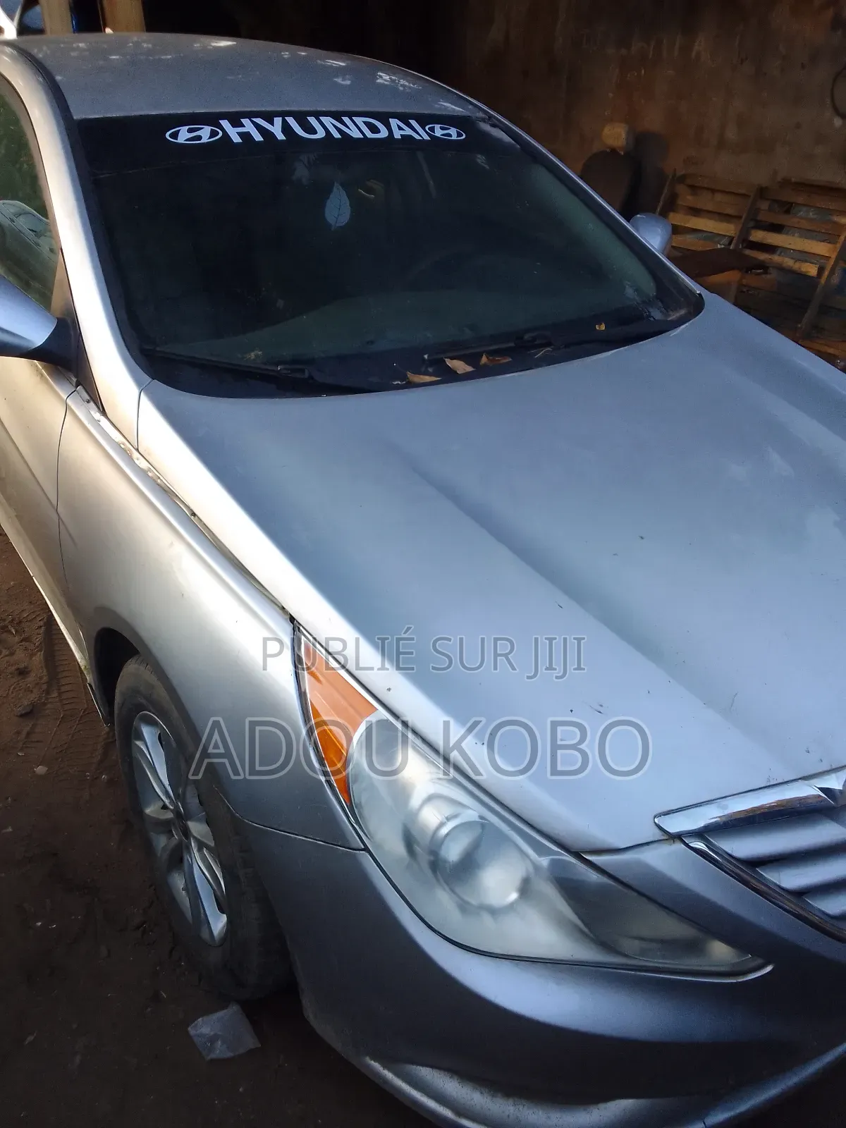 Hyundai Sonata SE Sedan FWD (2.4L 4cyl 6A) 2013 Gris