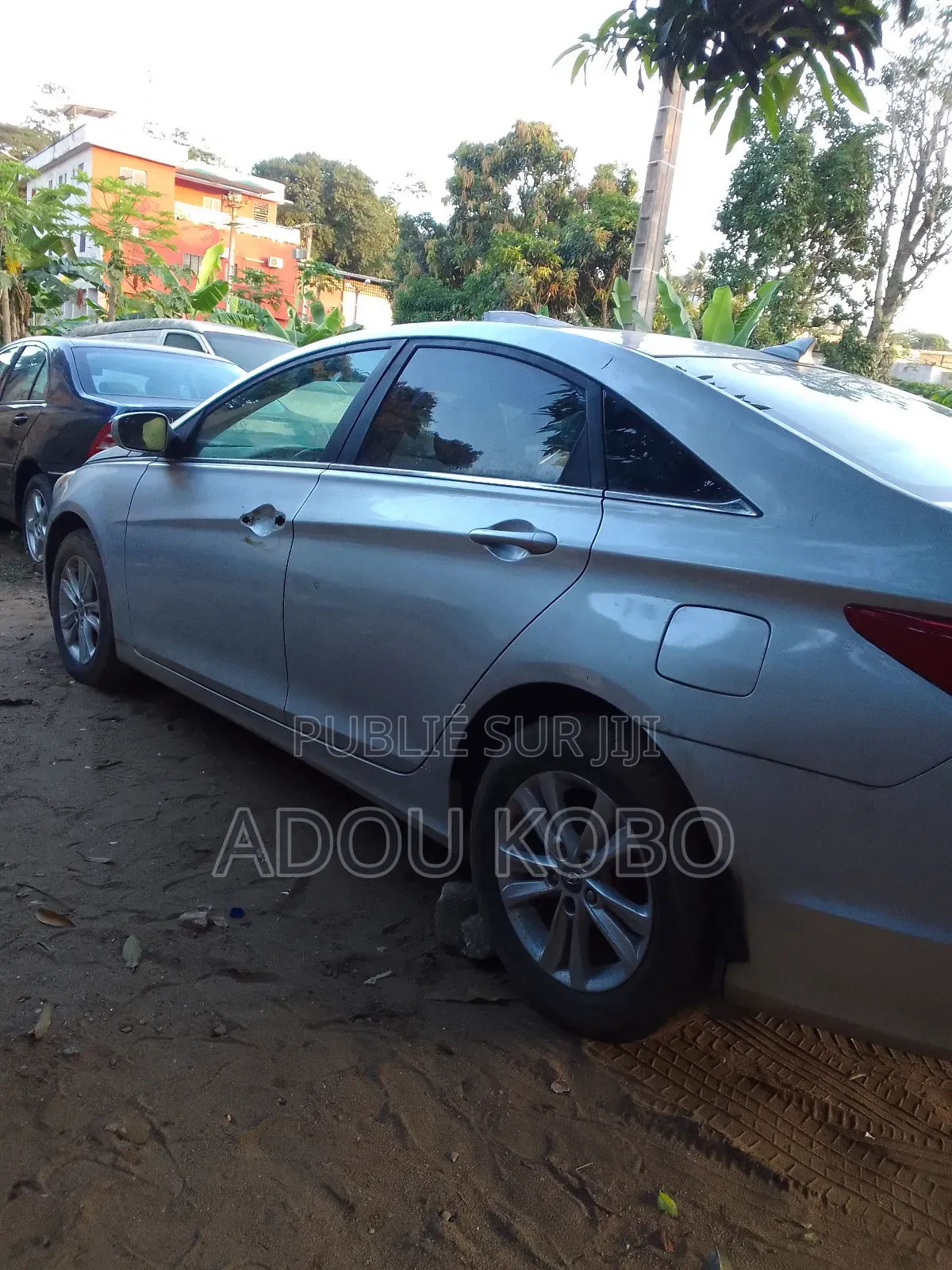 Hyundai Sonata SE Sedan FWD (2.4L 4cyl 6A) 2013 Gris