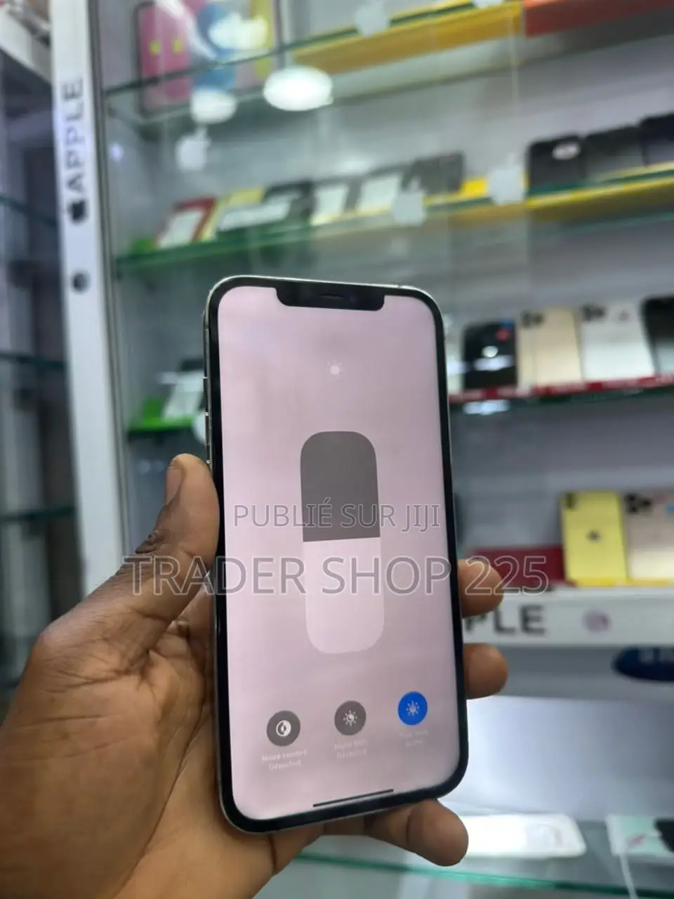 Pomme iPhone 12 Pro Max 128 GB Doré