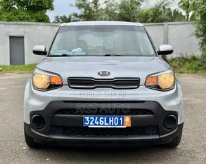 Photo - Kia Âme Hatchback 2018 Gris