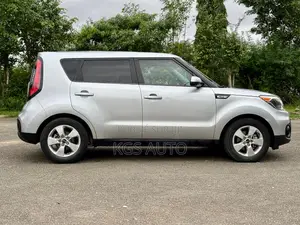 Kia Âme Hatchback 2018 Gris