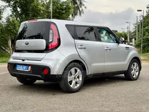 Kia Âme Hatchback 2018 Gris