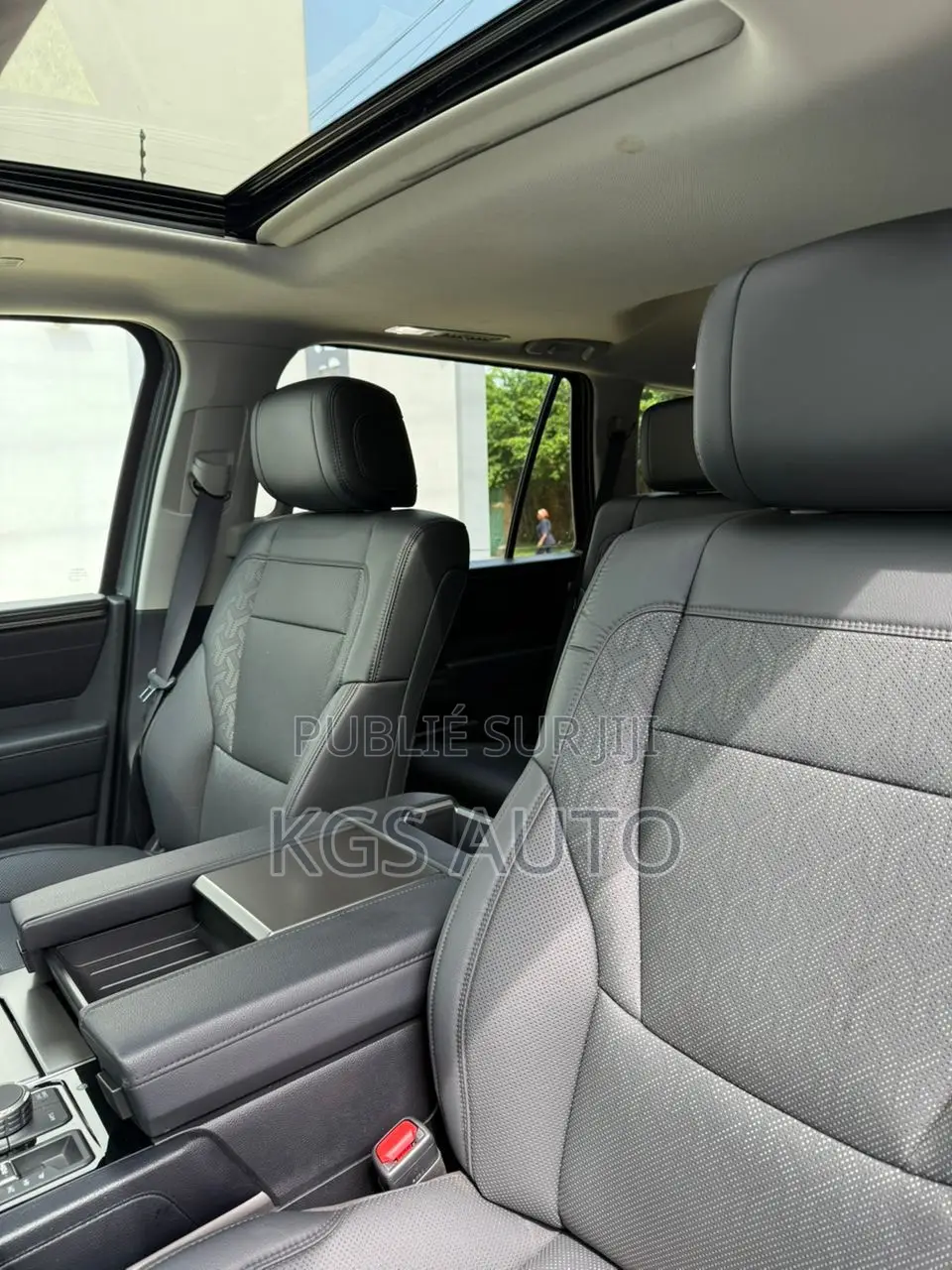 Toyota Sequoia TRD Pro 4WD 2024 Vert