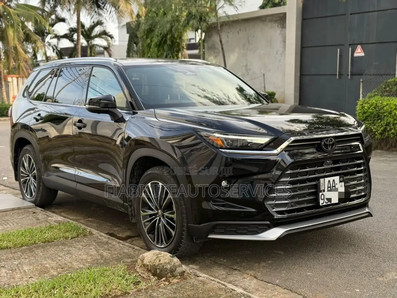Toyota Grand Highlander Hybrid 2024 Noir