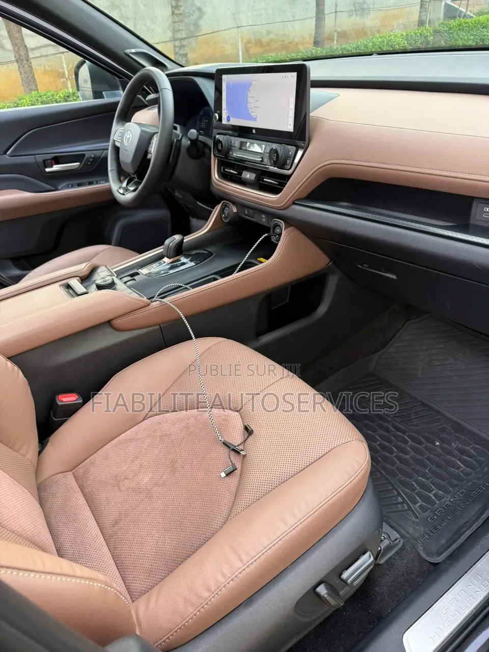 Toyota Grand Highlander Hybrid 2024 Noir