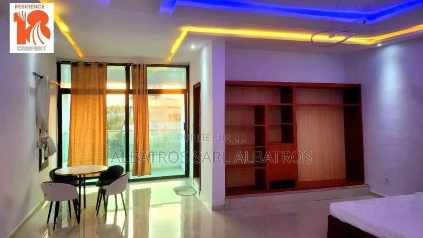 Furnished 7chbre Maison de ville/terrasse dans Villa Duplexe, Cocody