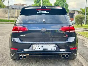 Volkswagen Golf SportWagen 2021 Noir