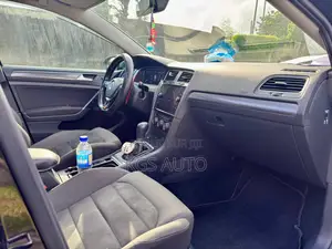 Volkswagen Golf SportWagen 2021 Noir