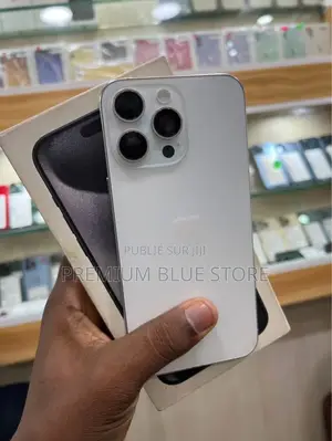 Neuf Apple iPhone 15 Pro Max 256 GB Autre