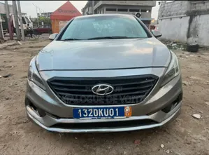 Photo - Hyundai Sonata 2018 Gris