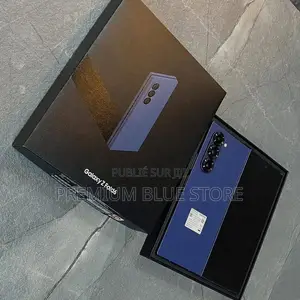 Neuf Samsung Galaxy Z Fold6 256 GB Autre