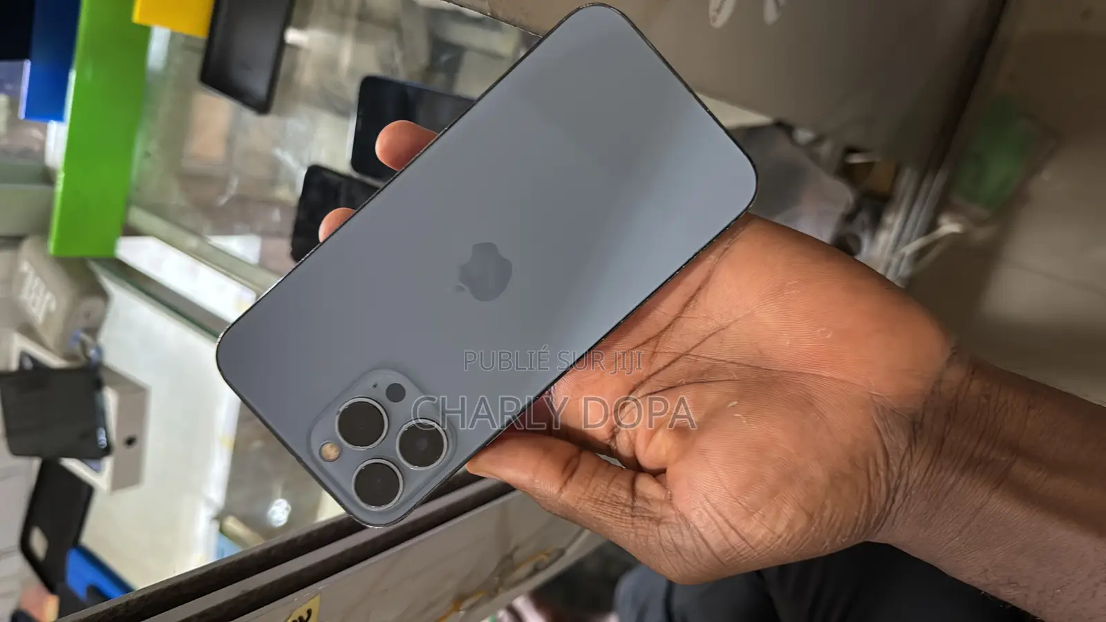 Pomme iPhone 13 Pro Max 128 GB Bleu