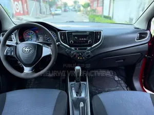 Toyota Starlet 2022 Rouge