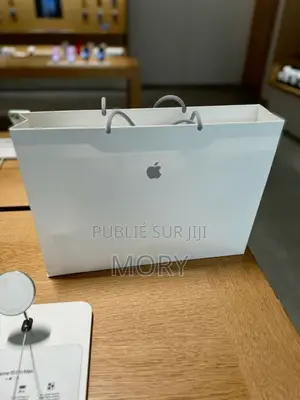 New Pomme MacBook Air 2024 M3 13-Inch 32GB Apple M3 HDD+SSD 1T