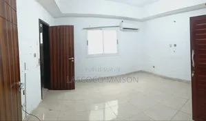 2chbre Appartement dans Lascoco Maison, Cocody à Louer