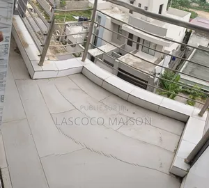 2chbre Appartement dans Lascoco Maison, Cocody à Louer