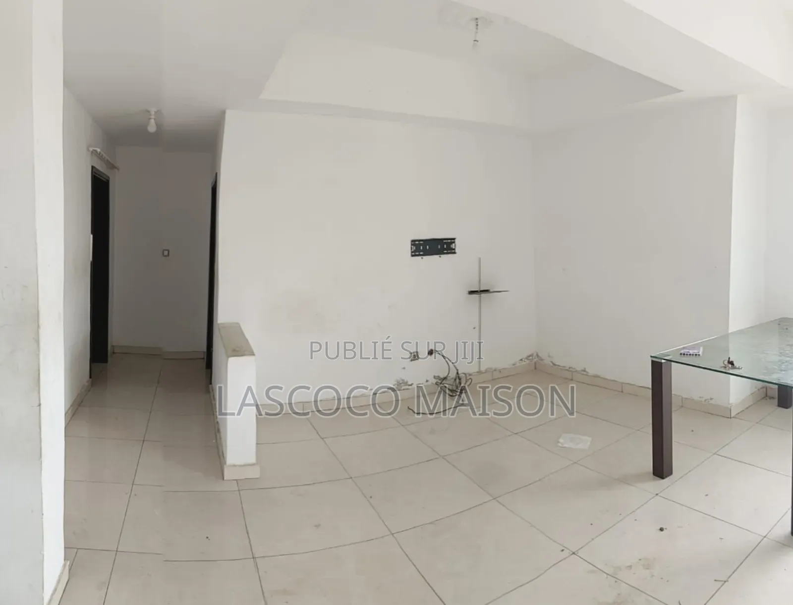 2chbre Appartement dans Lascoco Maison, Cocody à Louer