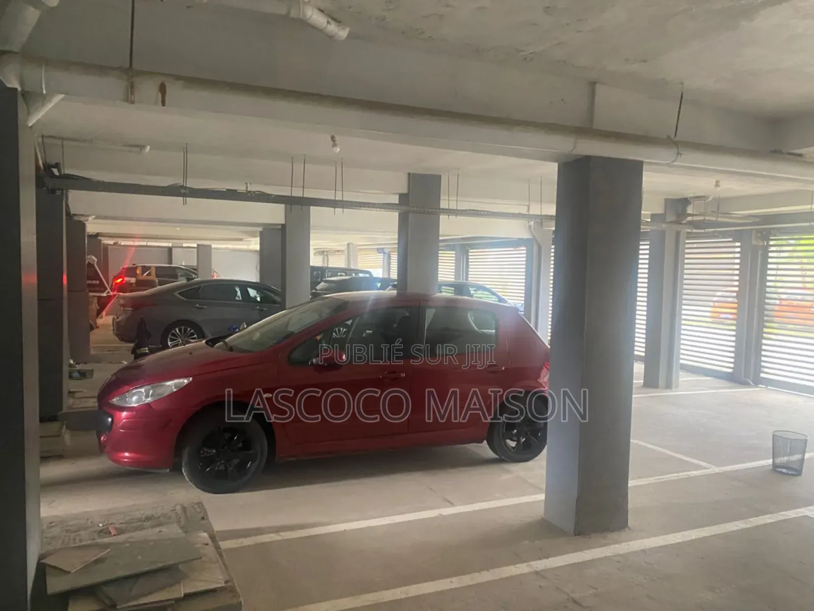2chbre Appartement dans Lascoco Maison, Cocody à Louer
