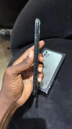 Apple iPhone 11 Pro Max 64 GB Vert